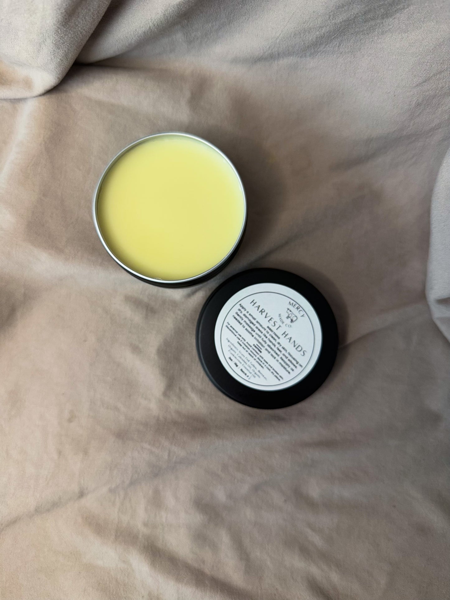 Harvest Hands Salve: Carrot Oil - 2oz